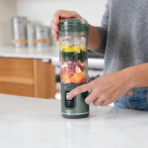 Kaasaskantav juhtmevaba blender Ninja Blast BC151EU